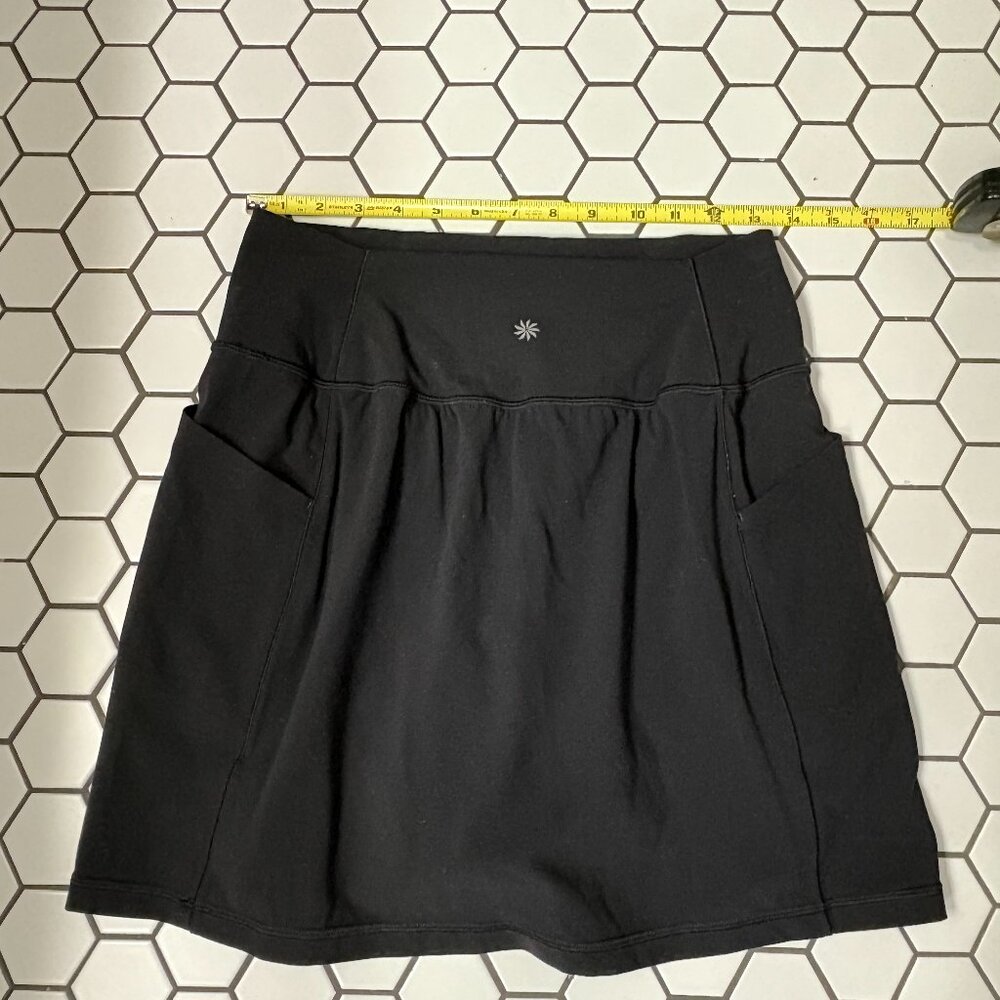 Athleta Salutation Stash Pocket 16.5 Skort Black Size Small